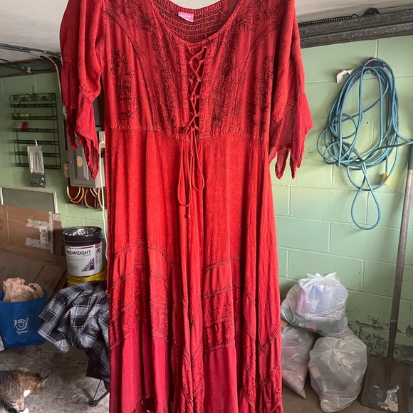 Bohemian / Indian Style Lace-Up Red Maxi Dress - Picture 3 of 9
